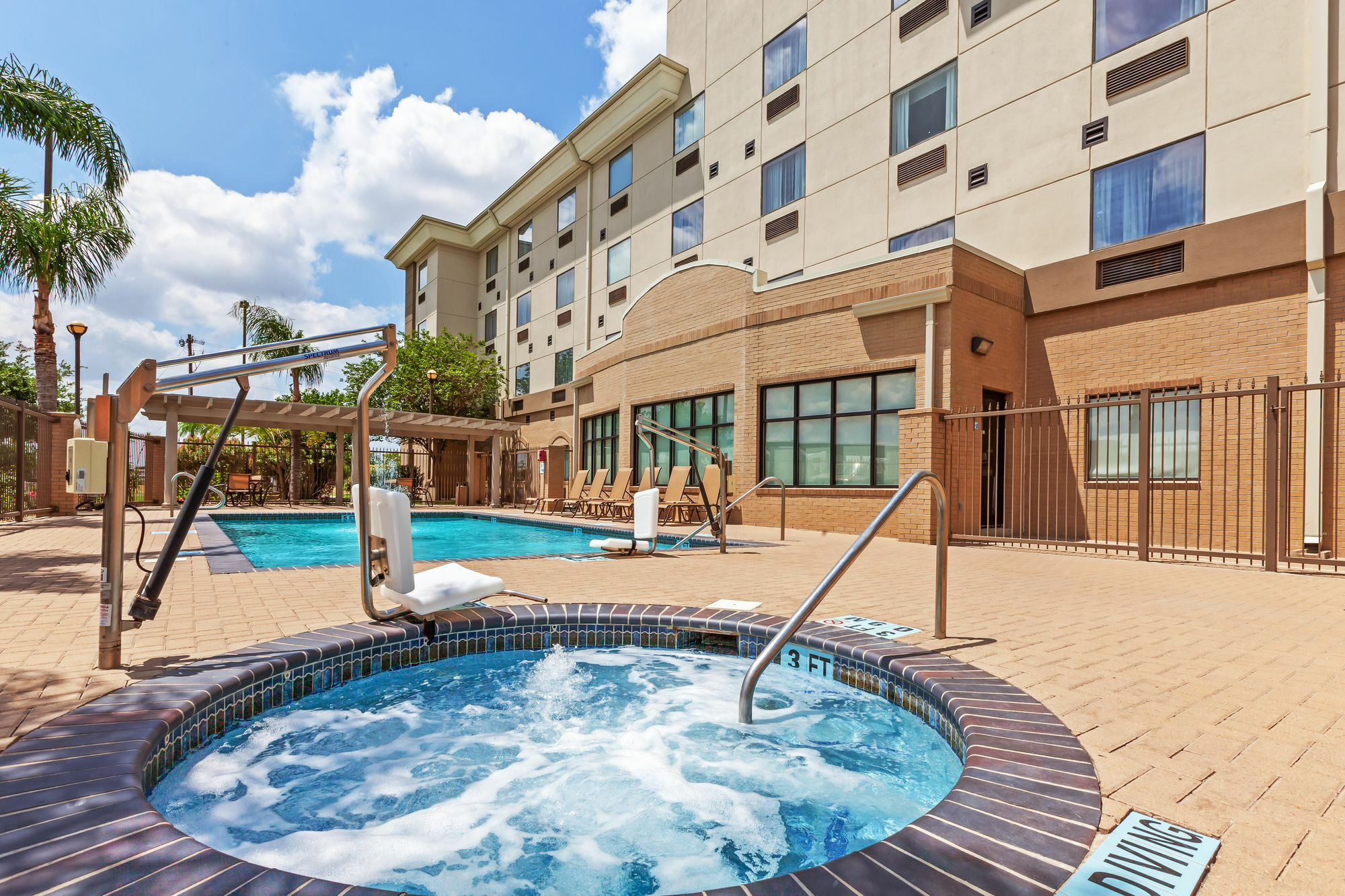 Holiday Inn Express & Suites - Pharr By Ihg Esterno foto