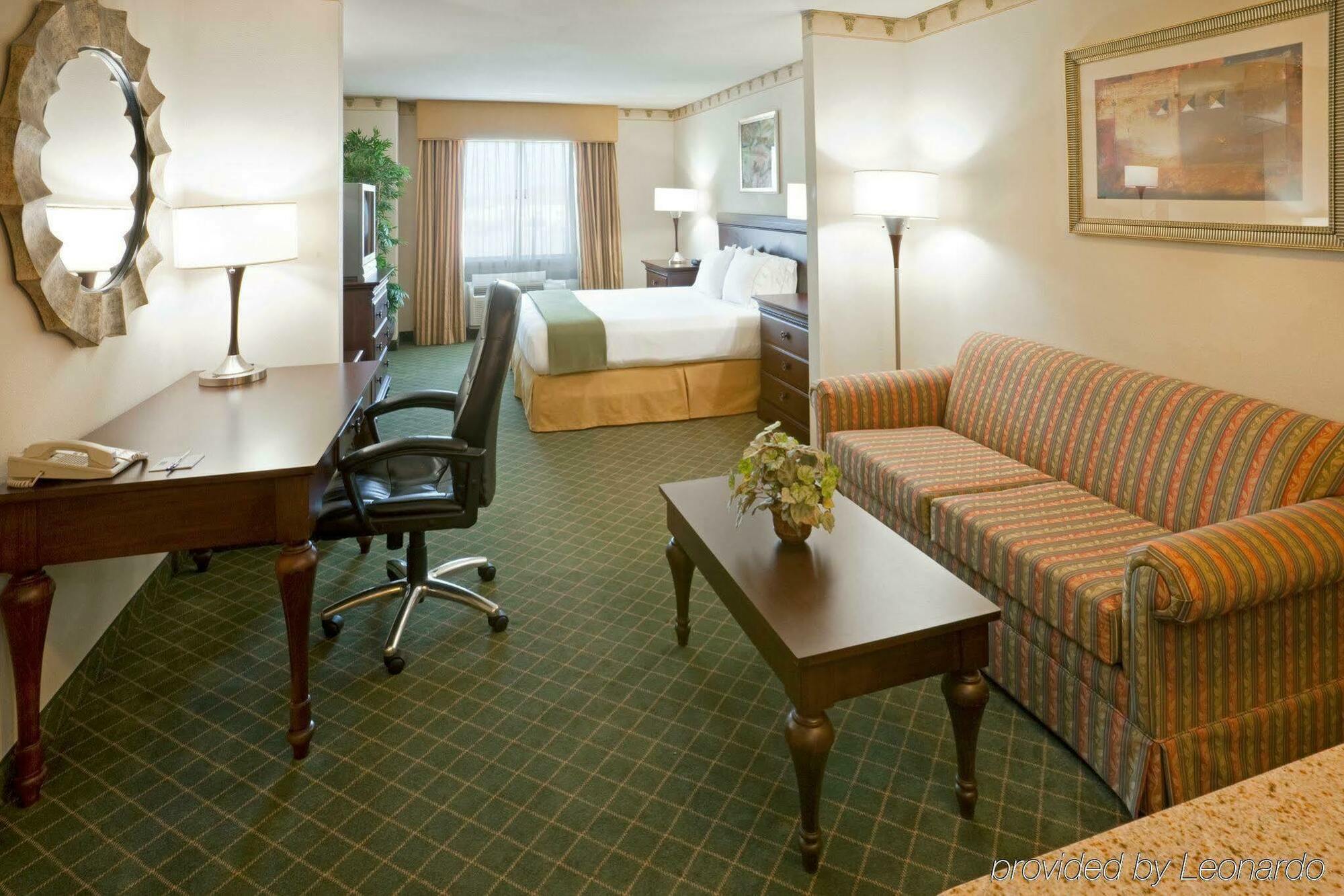 Holiday Inn Express & Suites - Pharr By Ihg Esterno foto
