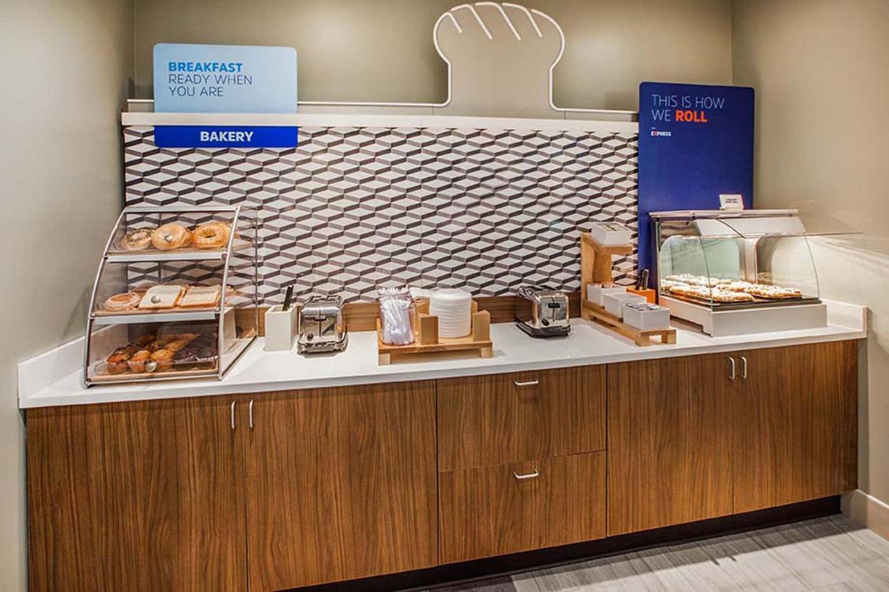Holiday Inn Express & Suites - Pharr By Ihg Esterno foto